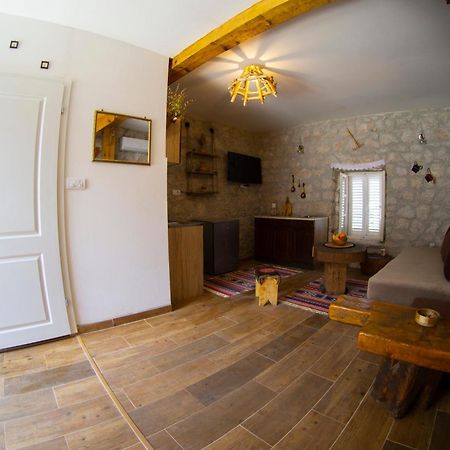 Apartmani Mimax Требинье Экстерьер фото