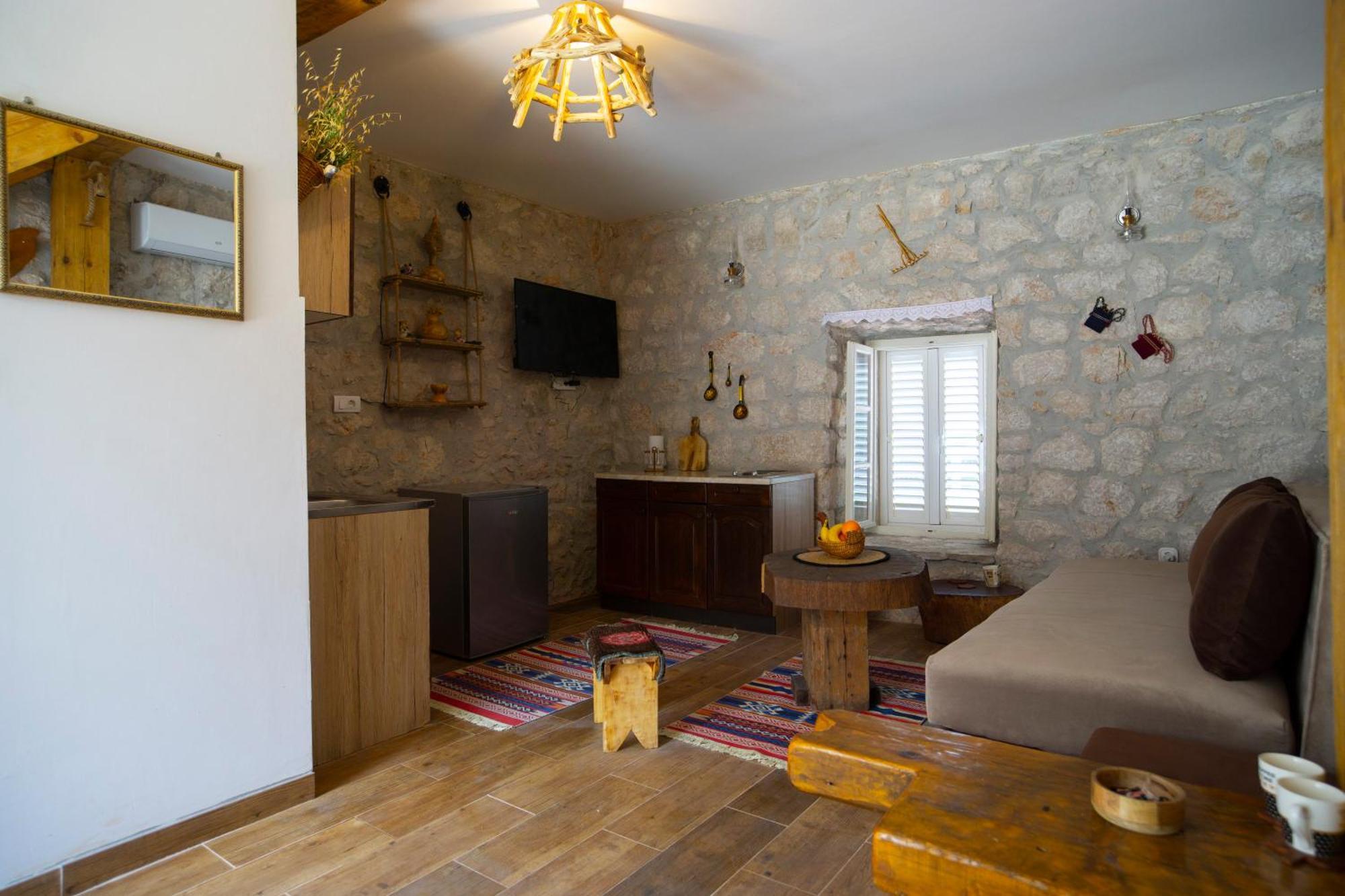 Apartmani Mimax Требинье Экстерьер фото